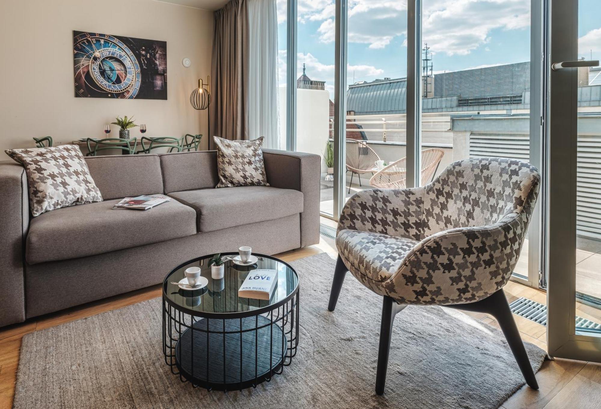 Vn17 Rooftop Suites By Adrez Praga Zewnętrze zdjęcie